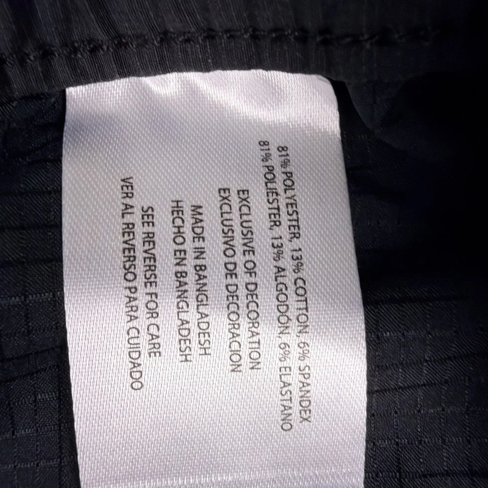 NWT Banana Republic Shorts Mens 40 Black Comfort Flat Front Shorts Golf Casual‎